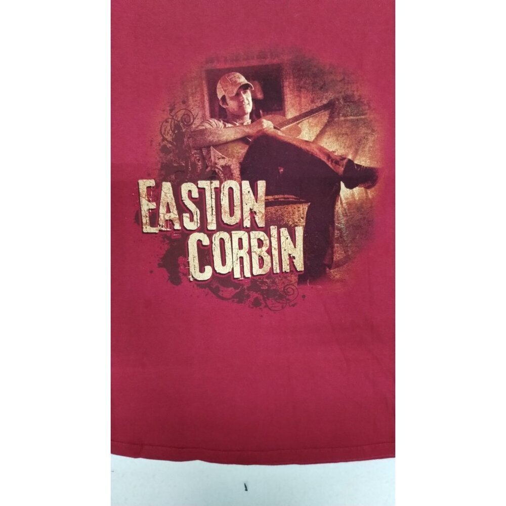 Easton Corbin Sitting Down  Country Singer Red Graphic T-Shirt‎ Men's Size XL